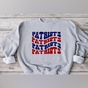 Patriots wavy crewneck
